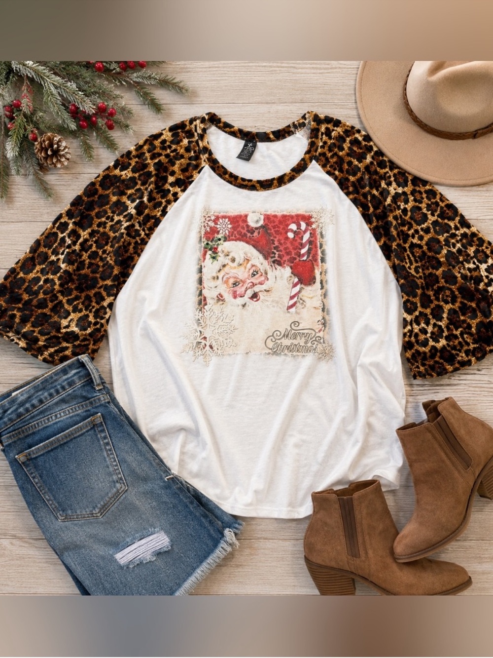 Lucky & Blessed Vintage Santa Leopard Print Christmas Raglan Tee XXL
